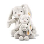 Steiff Hoppie Hase 18 cm hellgrau, Plüschtier Hase mit Schlappohren, Soft Cuddly Friends, flauschiges Stofftier zum Kuscheln – Bild 5